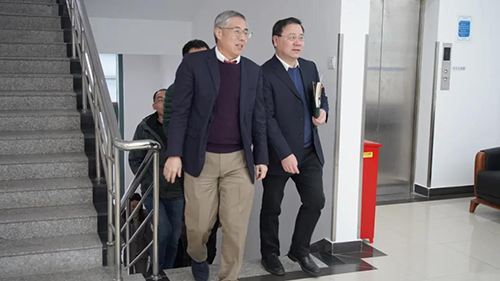 上海市浦东新区政府副区长吴强等调研富联娱乐生物医药